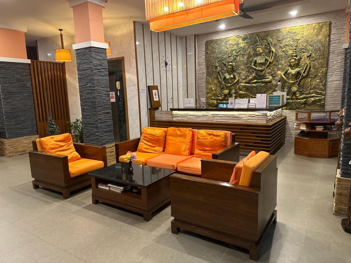 The Prisha Inn Patong Exterior foto